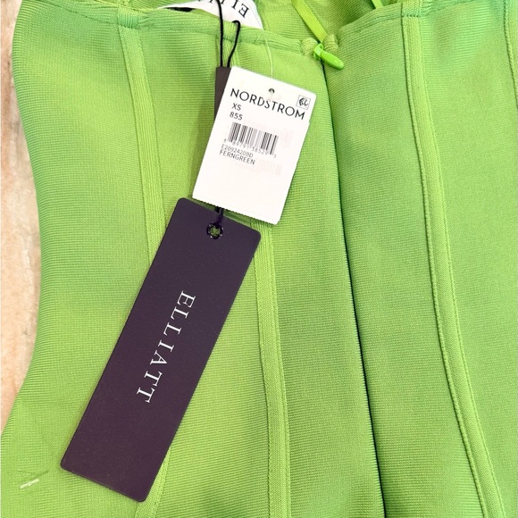 NWT Women’s ELLIATT Rose Strapless Mini Dress In Green- Size XS - Picture 6 of 12